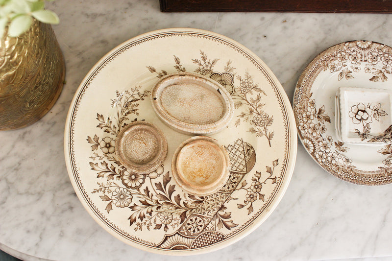 19c Aesthetic Movement Dinner Plate