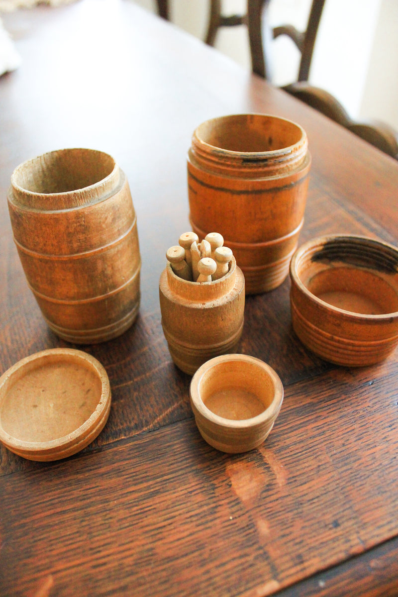 Antique Treen Barrel Sewing & Clothes Peg Set