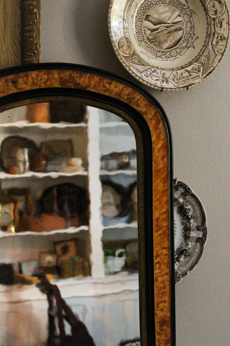 Antique Biedermeier-Style "American Plate" Wall Mirror – c. 1860–1890