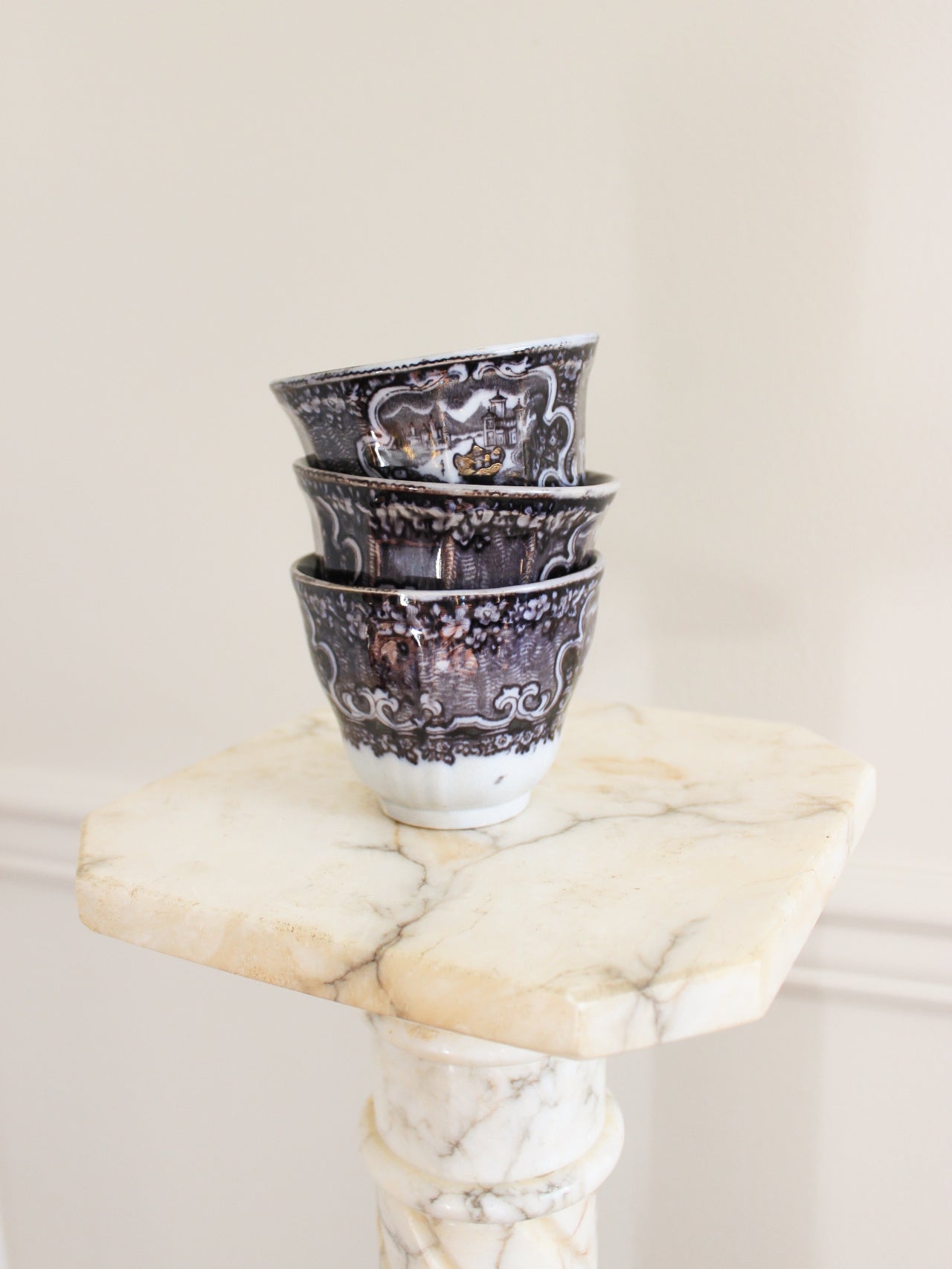 Victorian Mulberry Transferware Egg Cup