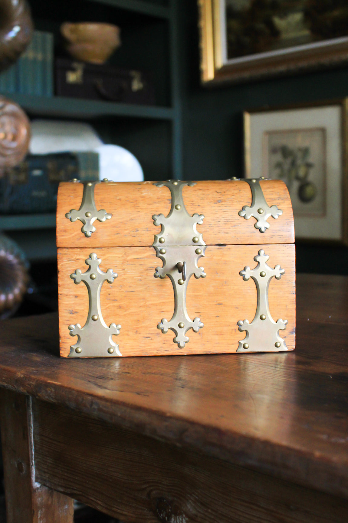 Blonde Oak Dome Caddy