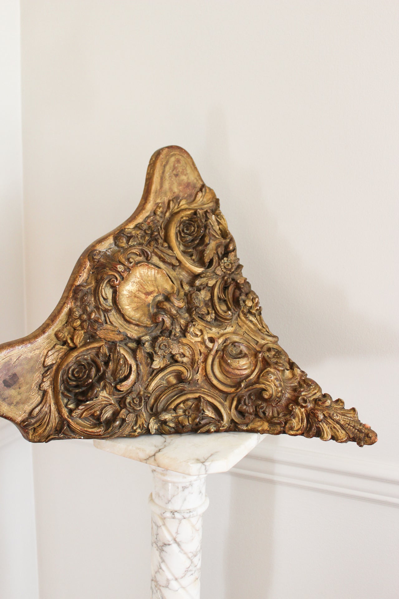 Antique Gilt Rococo Corner Wall Shelf