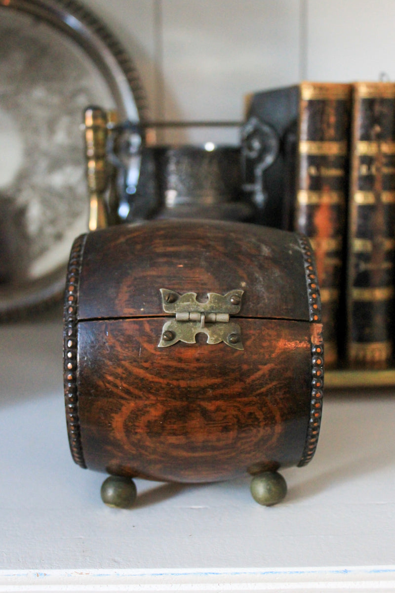 Victorian Barrel Caddy